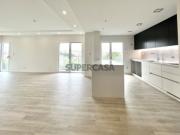 Apartamento T2 Novo a Estrear na Parede