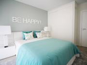 Apartamento T2 NOVO, com arrumo e parqueamento, a...