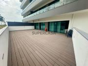 Apartamento T2 Novo com Terraço de 84m2 e Lugar de...