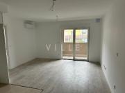 Apartamento T2 NOVO, com varanda, cozinha equipada e ar...