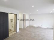 Apartamento T3 Novo com Varanda em Santa Marta do Pinhal...