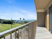 Apartamento T2 Novo de Luxo em Condomínio Exclusivo,...