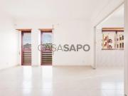Apartamento T2 para alugar em Almada