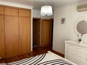 Apartamento T2 para arrendamento com móveis em...