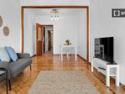 Apartamento T2 para arrendamento em Almada, Lisboa Apartamento T2 para arrendamento em Almada, Lisboa