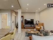 Apartamento de 2 quartos para alugar, Almada, Lisboa