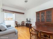 Apartamento T2 para arrendamento em Campo de Ourique