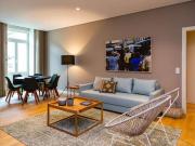 Apartamento T2 para arrendamento em Clérigos, Porto