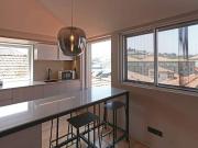 Apartamento T2 para arrendamento em Miragaia, Porto