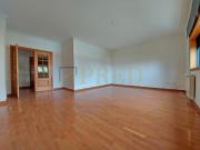 Apartamento T2 para arrendamento junto à Areosa