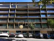 Apartamento T2 para arrendamento junto à Avenida da...