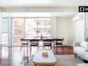 Apartamento T2 para arrendamento nas Amoreiras, Lisboa