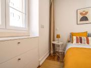 Apartamento T2 para arrendamento no Campo Pequeno, Lisboa