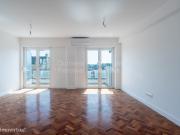Apartamento T2 para arrendamento sem mveis em Belm
