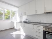 Apartamento T2 para arrendar | Amadora