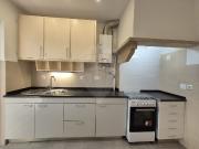 Apartamento T2 para arrendar em Amadora