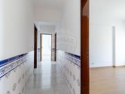 Apartamento T2 para arrendar em Amadora