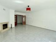 Apartamento T2 para arrendar em Montijo