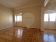 Apartamento T2 para arrendar em Bairro Salgado