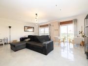 Apartamento T2 para arrendar em Sintra