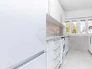 Apartamento T2 para arrendar em Telheiras Metro