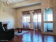 Apartamento T2 para arrendar nos Quatro Caminhos em...