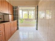 Apartamento T2, para venda em Oeiras com arrecadação e...