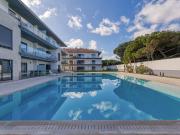 Apartamento T2, piscina comum e lugar de estacionamento...