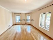 Apartamento T2 Próximo ao Campo Mártires da Pátria, Lisboa