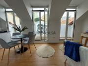 Apartamento T2 recuperado, 3 andar, vista de rio,...