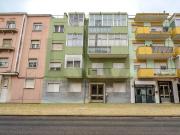 Apartamento T2 Remodelado | Benfica | Rua Emilia das...