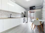 Apartamento T2 Remodelado c/ Lugar de Estacionamento em...