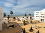 Apartamento T2 remodelado com estacionamento e...