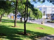 Apartamento T2 Remodelado com Garagem no Centro de Cascais