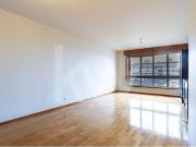 Apartamento T2 | Remodelado | Com lugar de garagem |...