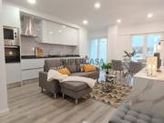 Apartamento T2 Remodelado e decorado em Benfica