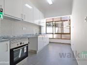 Apartamento T2 Remodelado na Pvoa de Santo Adrio em Odivelas