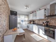 Apartamento T2 Remodelado, próximo da Anta, Agualva Cacém