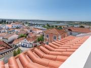 Apartamento T2, Renovado, Centro Alccer