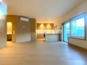 Apartamento T2 Renovado com Terraço e garagem Box