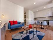 Apartamento T2 Renovado, com varanda e Vista Rio São Vicente
