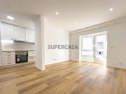 Apartamento T2 Renovado em Cascais