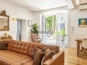 Apartamento T2 renovado em Campo dos Mártires da Pátria