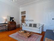 Apartamento T2 renovado na Estrela, Lisboa