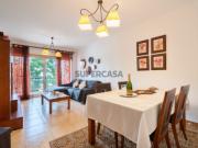 Apartamento T2 com ótimas varandas e garagem