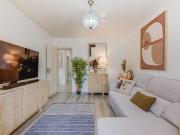 Apartamento T2 Renovado no Coração da Portela de Sintra...