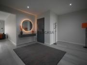 Apartamento T2 Renovado no Coração de Quarteira