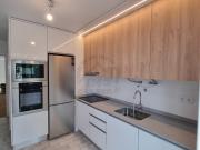 Apartamento T2 renovado no TIL Santa Luzia