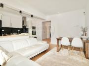 Apartamento T2, Santo António Dos Cavaleiros e Frielas,...