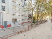 Apartamento T2, Santo António Dos Cavaleiros e Frielas,...